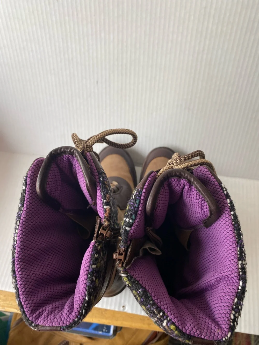 BIONICA Garland Brown Leather Purple Tweed Wedge Snow Boot 6.5 Gorpcore